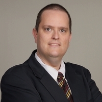 Portrait photo of Eric Jensen